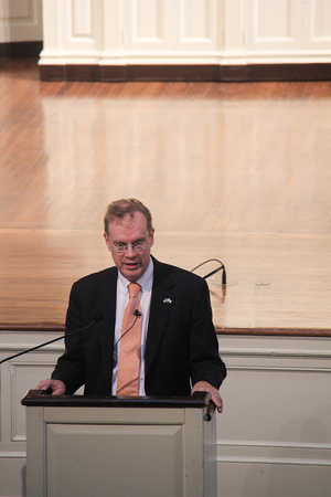 Chancellor Kent Syverud answered questions about concerns from the community during the Town Hall meeting about the Fast Forward initiative in Hendricks Chapel on Monday. Syverud said the purpose of the Fast Forward initiative is not to compete with other universities, but to make Syracuse the best it can be.