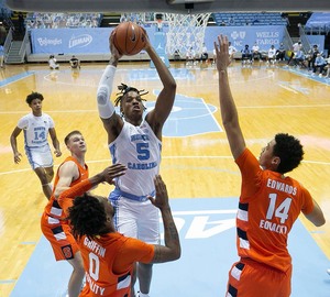 The last time Syracuse and North Carolina played, the Orange escaped with a 72-70 win .